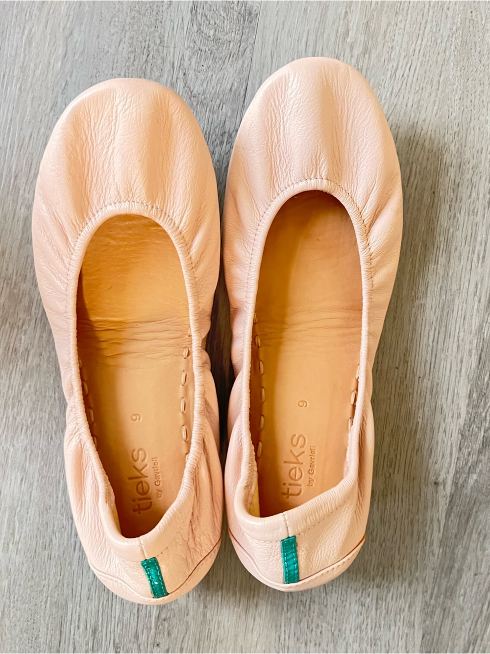 Tieks Pink Leather ballet flats Womens Size 9